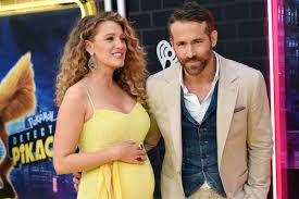 In a hilarious birthday prank, ryan reynolds shared a series of 10 pictures of his wife, blake lively, at various locations. Ryan Reynolds And Blake Lively Marriage Started On The Set Of The Green Lantern Rare