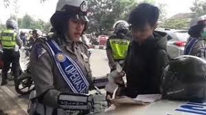 Check spelling or type a new query. Meski Tak Ada Hujan Jalan Mahar Martanegara Cimahi Kebanjiran Tribun Jabar