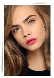 The video we are referring to is for love magazine and in it delevingne. Cover Beauty Guide Pink Laeber Der Holder Diy Schonheit Schonheit Cara Delevingne