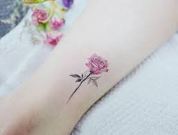 Kleine Rose Tattoos 30 Schone Kleine Rose Tattoo Ideen Tattoo Ideen Small Rose Tattoo Pink Rose Tattoos Tiny Rose Tattoos
