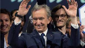 Bernard arnault is the world's fourth richest person, with wealth estimated at $82 billion. W8rum5rsxptg M
