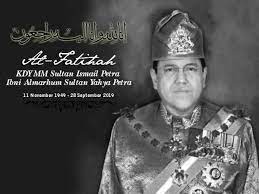 He succeeded on the death of his father, sultan yahya petra. Sultan Ismail Petra Mangkat