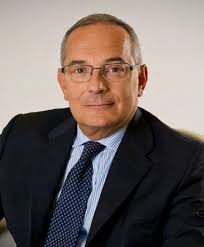 Lo studio porta a casa 27 operazioni per un valore di quasi 17 miliardi.  Segue Chiomenti che vanta anche il maggior numero di be