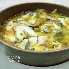 De cocochas de bacalao desaladas 3 dientes de ajo 1 guindilla aceite de oliva virgen extra perejil picado. Cocochas En Salsa Verde Receta De Divina Cocina