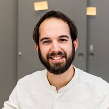 Wenn Karin im Kundencenter anruft und gerne eine bessere Conversion-Rate  hätte: Karin ist die Conversion-Rate wahrscheinlich total egal. Dafür  interessiert sie umso mehr, ob ihr das…