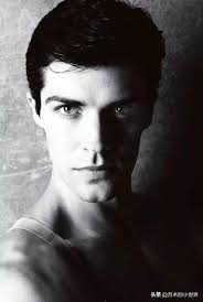 The shows of the gala roberto bolle and friends previously scheduled on: èŠ­è•¾çŽ‹å­roberto Bolle æ¯æ—¥é ­æ¢