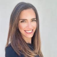 Pamela Bonelli's Instagram, Twitter & Facebook