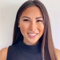 Amanda Gorka's Instagram, Twitter & Facebook