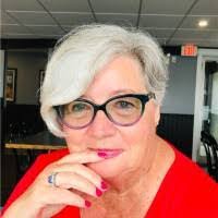 Julie Macrae's Instagram, Twitter & Facebook