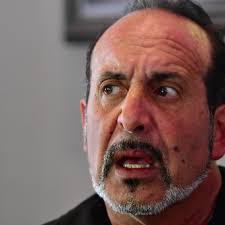 Alejandro Fiore: de "Los simuladores" a llevar el teatro por las cárceles