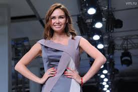 Jun 09, 2021 · ляйсан утяшева: Lyajsan Utyasheva Rasskazala Chto Pohudela Na 10 Kilogrammov Vechernyaya Moskva