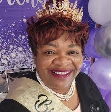 Natasha Lowry's Instagram, Twitter & Facebook