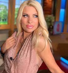 Σε πυρετώδεις προετοιμασίες βρίσκεται αυτόν τον καιρό η ελένη μενεγάκη η οποία ψάχνει να στελεχώσει. Elenh Menegakh Oi Aretoysaristes Fwtografies Kai Oi Spanies Eikones Apo Th Nearh Ths Hlikia Fthis Gr