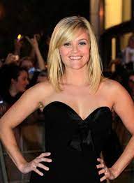 Pin By Kristin Hicks On Hair Ideas Medium Hair Styles Hair Styles Shoulder Length Hair