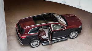 Kích thước dài x rộng x cao của mẫu xe lần lượt là: Mercedes Maybach Gls 600 Super Luxury Suv Walkaround Video