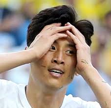 Последние твиты от koo (@kooindia). Fc Augsburg Profi Koo Darf Nicht Aus Sudkoreas Nationalelf Zurucktreten Welt