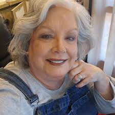 Please keep Mr. Whites family in your prayers 🙏🏼