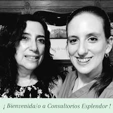 Hola a todos y todas! Vengo a presentarme como la creadora de la  Unipersonal FCL, ahora llamada Esplendor. . Como FCL lo indica mi nombre es Florencia  Cano Leirana. Naci un martes