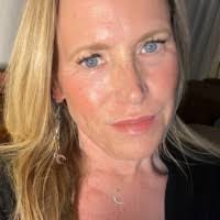 Kathy Swank's Instagram, Twitter & Facebook