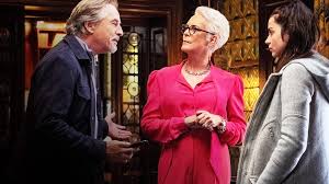 From harlan's dysfunctional family to his devoted staff. Knives Out Netflix