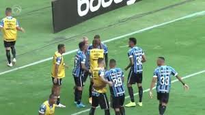 Grêmio played against internacional in 1 matches this season. Inter Vira No Fim Quebra Jejum Contra Gremio E Amplia Vantagem Na Ponta 24 01 2021 Uol Esporte