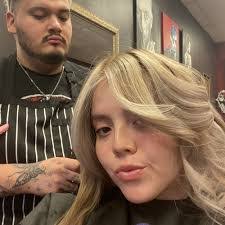 Ruby Curl's Instagram, Twitter & Facebook