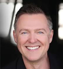 LIVING LIFE NOW: Ingredients for Thriving in the Modern World: Clark, Barry  Alden: 9798691543555: Amazon.com: Books