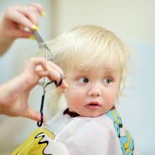 Quien te haya dicho alguna vez que los siguientes cortes de cabello se pueden aplicar en los niños, estaba sumamente equivocado. El Corte De Pelo De Los Ninos En Casa O En La Peluqueria