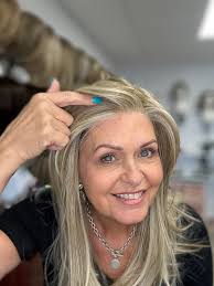 Would you Look at Her!? James! She is Def one of my Favorites in  awhile!💁‍♀️ Sleek long layers..Monofilament top..Lace front.. But That  hairline!!😍😍 #Notyourgrandmaswig #Buttersoft #Bigwig