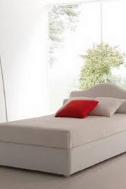 Genellikle genç odalarında kullanılan, tek kişilik tek kişilik bir yatağı seçerken, dikkat edeceğiniz birkaç önemli husus bulunmaktadır. Bir Bucuk Yatak 92 Fotograf Bedenler Icin Keten Ve Bacaklarda Ortopedik Bir Yatak Icin Cekmeceli Kamyon