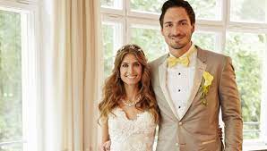 Hochzeit let s marry tanzpaar heiratet am see augsburger. Massimo Sinato Das Sagt Seine Ex Zur Hochzeit Bunte De