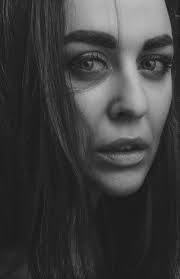 Close-up Portrait of Beautiful Brunette · Free Stock Photo