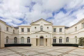Check spelling or type a new query. Collections From Mrs Henry Ford Ii S Palm Beach And London Estates Coming To Auction Galerie