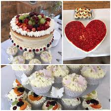Die törtchen lassen sich sehr schön auf etageren drapieren, außerdem können sie sie individuell dekorieren. Cafe Nederkorn On Twitter Die Schonsten Torten Zum Schonsten Tag Nederkorn Kuchenistliebe Hochzeit Hochzeitstorte Nakedcake Cupcake