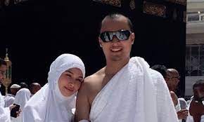 Syukur alhamdulillah dan ini semua rezeki. Gambar Sekitar Anzalna Nasir Keluarga Tunai Umrah Bersama