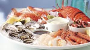 How good is an when we talk australian christmas feasting, does it get any more 'strayan than a table heaving with seafood? Cold Seafood Platter 9kitchen