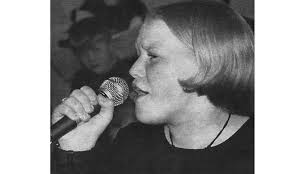 Under seremonien ble 27 kvinner tatt opp i klubben Hitra Terner