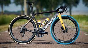 Dutch world tour cycling team follow @jumbovismawomen & @tjvacademy | twuko. Team Jumbo Visma Team Jumbo Visma Makes Blue Tire Part Of Tour De