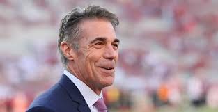 CI Sideline Stories: Dave Snell approaches 47th season as Bradley radio  announcer