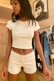 Dec 09, 2019 · aesthetic brandy melville roblox outfit :1# butterfly crop top: Clothing Brandy Melville