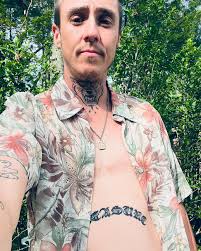 I said I'd post a shirtless pic every day until my @charliemtnmusic album  gets funded. Fun fact I actually never knew I could get top surgery or look  like the boy of