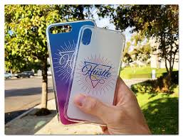 Es enthält persönliche fotos, videos und nachrichten. Wie Man Eine Individuelle Handyhulle Selber Gestaltet Blog Printful