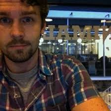 David Lumb's Instagram, Twitter & Facebook