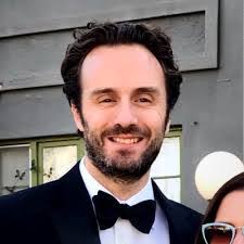 Alexander Wysocki's Instagram, Twitter & Facebook