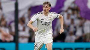 Huijsen: “Temos que ganhar todos os jogos”