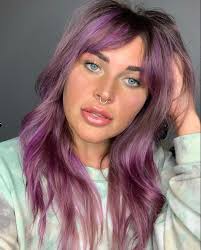 Meet our gorgeous stylist @cahhsen Carsen is one of our Master stylist that  specializes in intricate cuts, blondes and vivid colors. Schedule with her  for the coolest blondes, beautiful browns and the