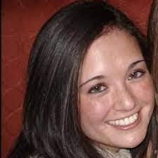 Stephanie Nott's Instagram, Twitter & Facebook