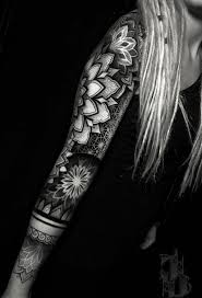 Black And White Ocean Sleeve Tattoo Designs There S Less Hesitation Since A Lot Of Workplaces Are Ok With Hiring Men With Sl T In 2020 Geometric Sleeve Tattoo Sleeve Tattoos For Women Mandala Tattoo Design