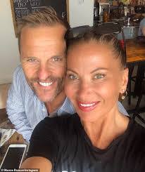 Sharon Davidson's Instagram, Twitter & Facebook