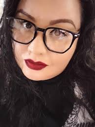 En Estados Unidos, cheetos lanzó una presentación gigante en botes de  aluminio de sus palomitas, mitad cheedar, mitad flamin hot. Los encuentran  en los walmart. Fuentes: De Ortiz